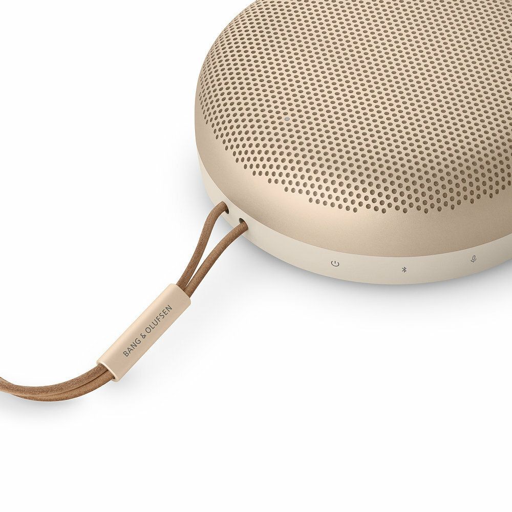 Портативная колонка Bang & Olufsen Beosound A1 2nd Gen Золото - фото 3