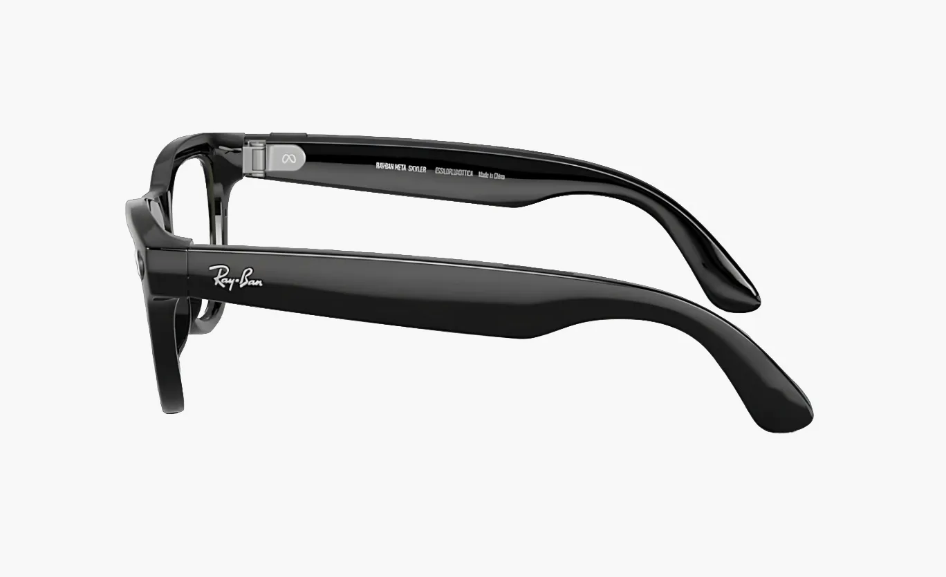 Умные очки Ray-Ban Meta Skyler RW4010 (Глянцевая чёрная оправа, линзы прозрачно-голубые), размер M - фото 3