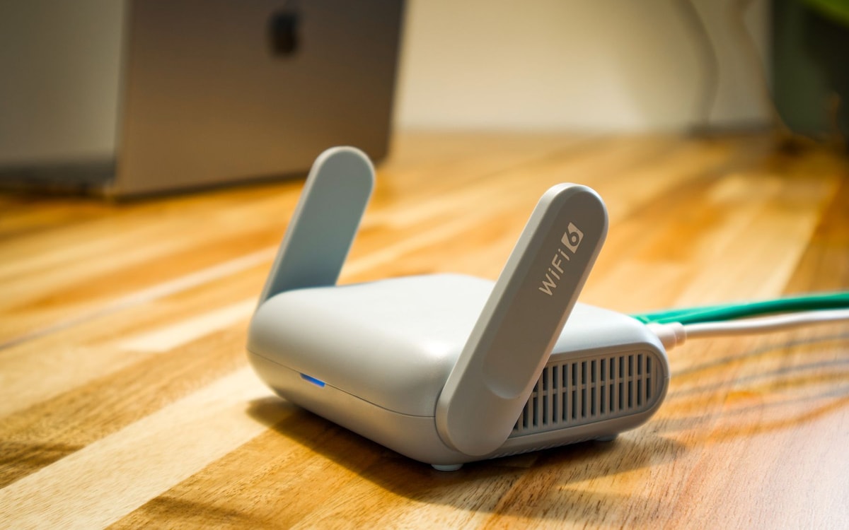 Современный Wi-Fi роутер для домашней сети